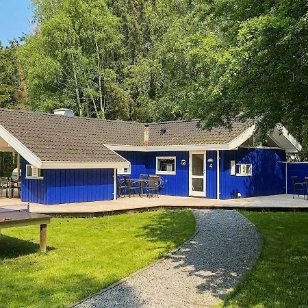 Three-bedroom Holiday In Gorlev 2 *