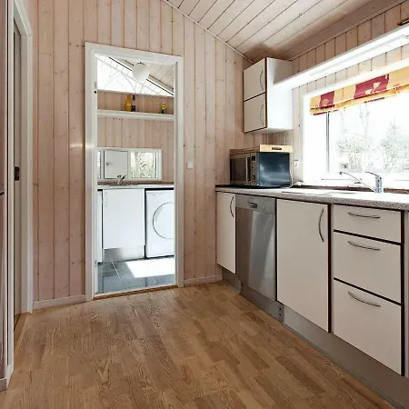 Three-bedroom Holiday In Gorlev 2